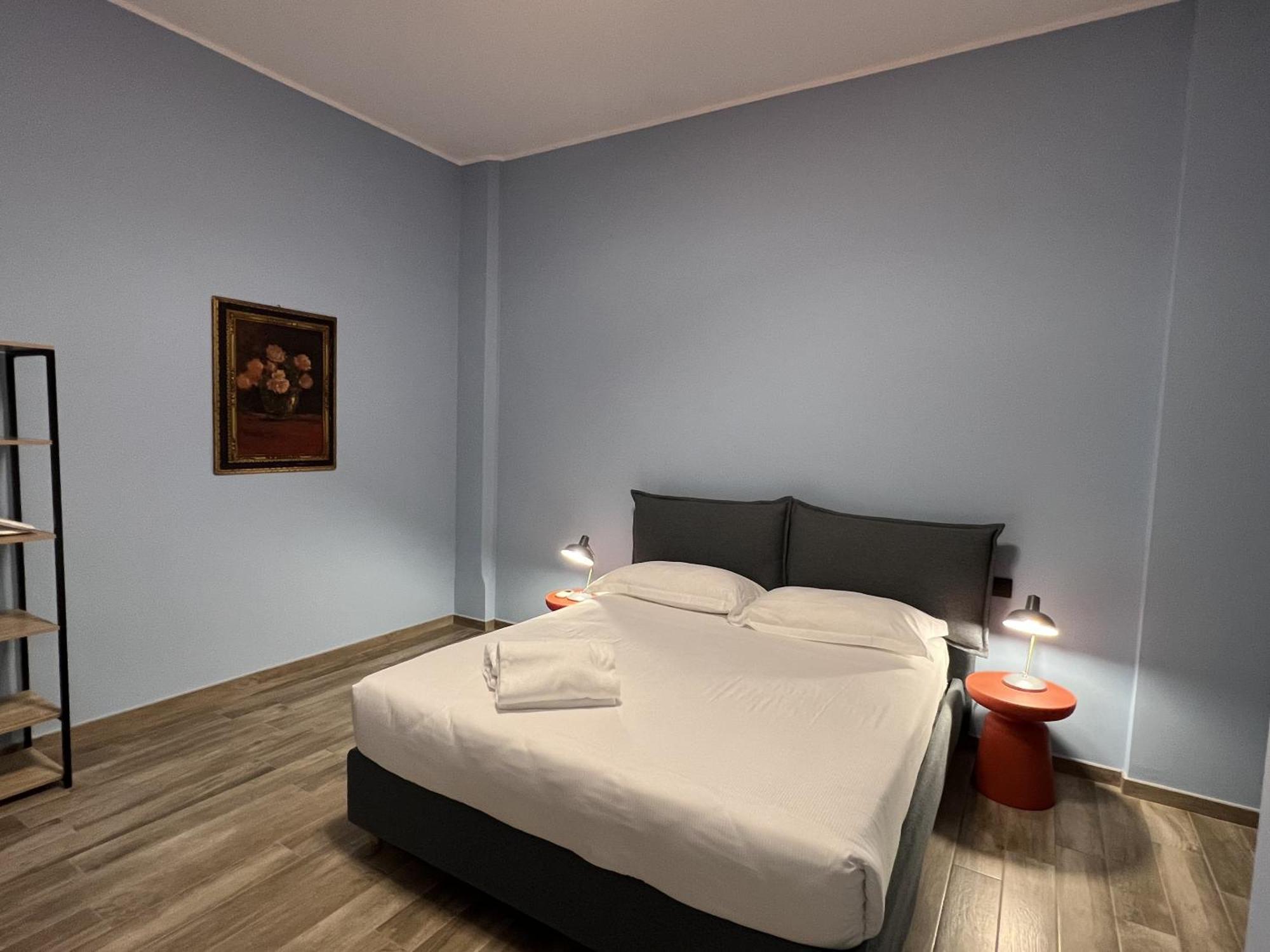 Palazzo Zippitelli Apartments Bari Oda fotoğraf